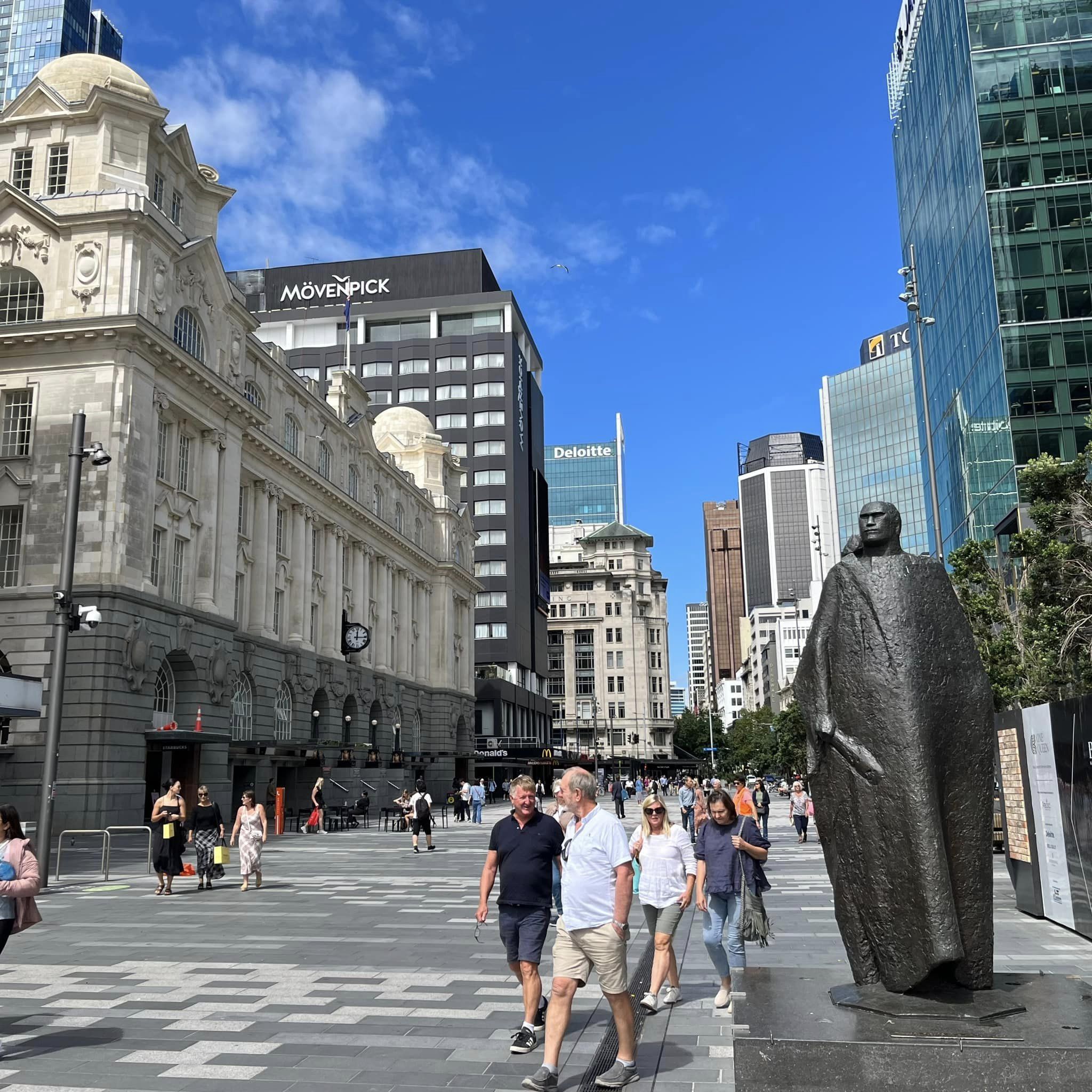 Auckland City with Mondumo Tours
